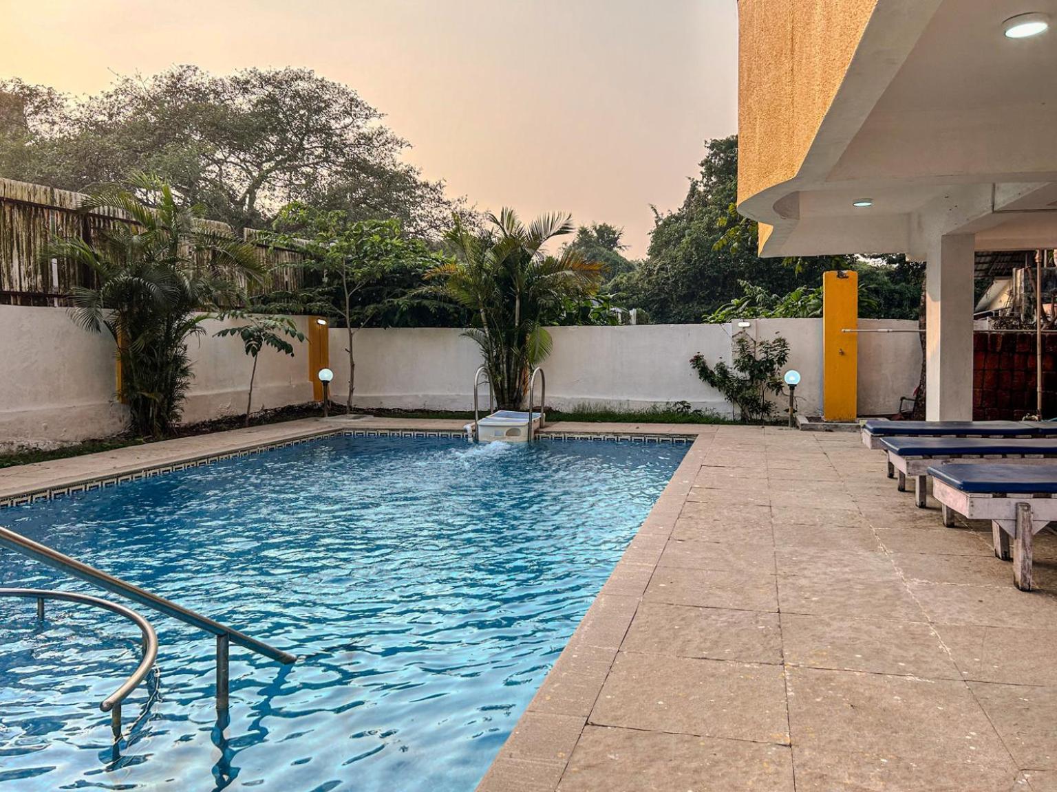 La Costa Residency Hotel Anjuna Ngoại thất bức ảnh