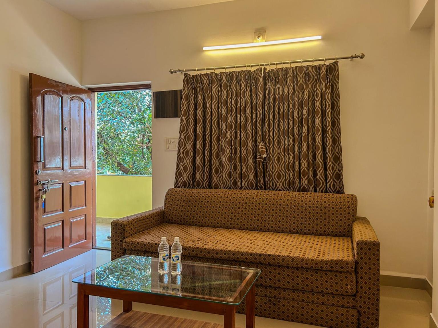 La Costa Residency Hotel Anjuna Ngoại thất bức ảnh