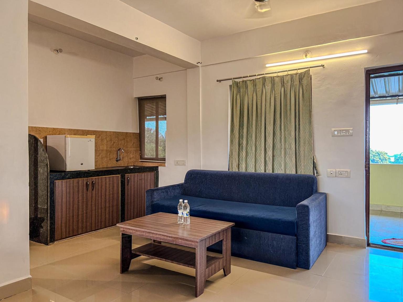 La Costa Residency Hotel Anjuna Ngoại thất bức ảnh