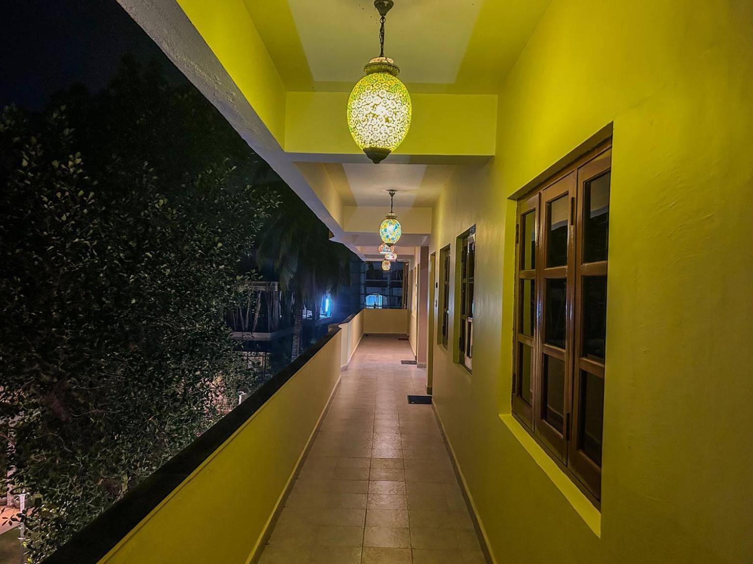 La Costa Residency Hotel Anjuna Ngoại thất bức ảnh