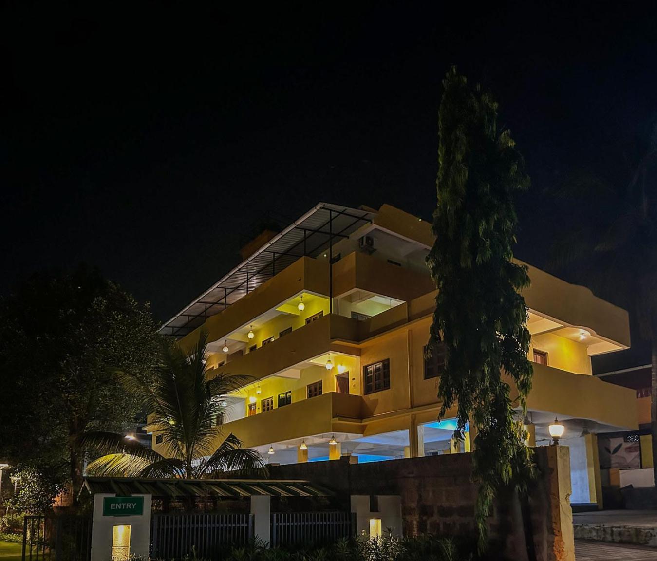 La Costa Residency Hotel Anjuna Ngoại thất bức ảnh